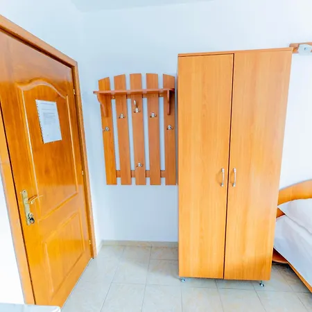 Vila Babai Πανσιόν *