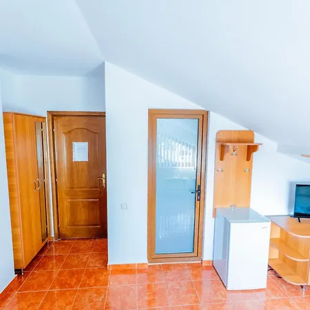 Vila Babai Πανσιόν