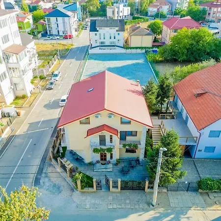 Vila Babai Πανσιόν